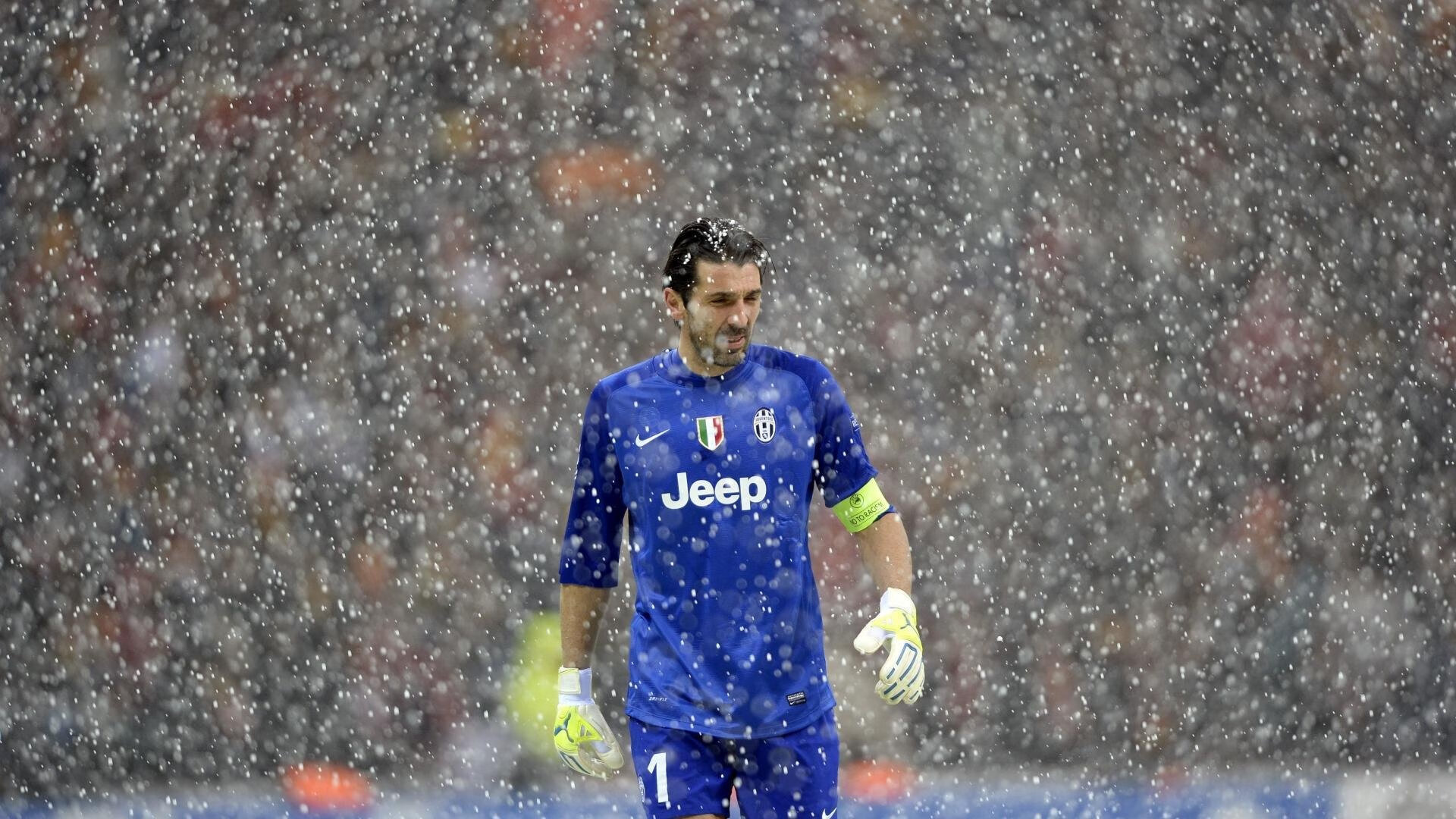 九游娱乐网页版-_科技创新大赛：虚拟人物与真实选手的对决_，虚拟现实技能大赛